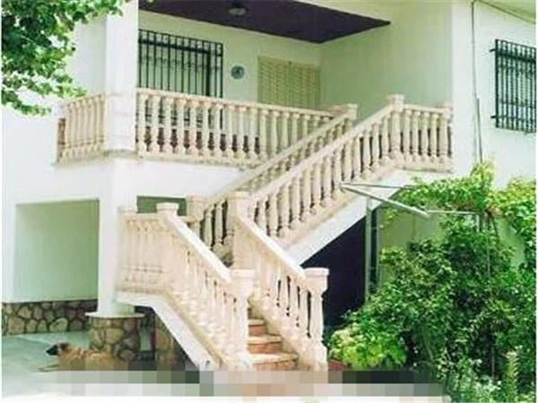 beige stone balusters