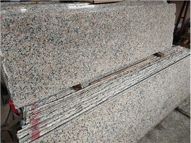 গোলাপী পোরিনো গ্রানাইট স্ল্যাব