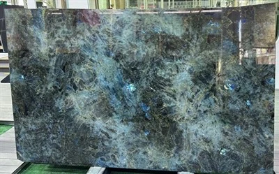 ল্যাব্রাডোরাইট লেমুরিয়ান গ্রানাইট