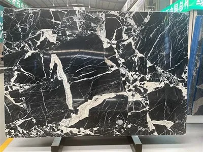 পিটিট এন্টিক ব্ল্যাক মার্বেল