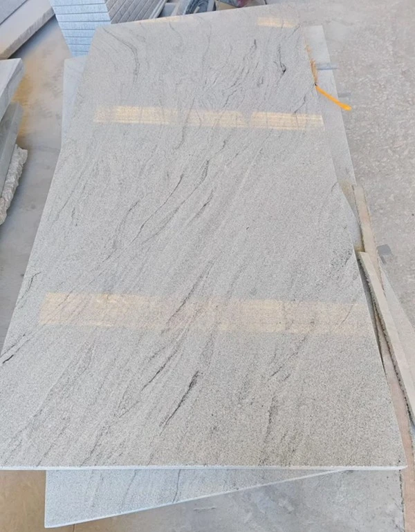 Viscon White Polished Granite Floor Tiles